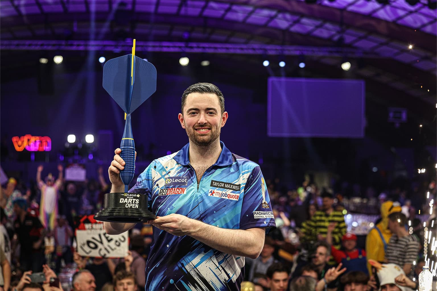 Humphries back on winning trail after Belgium Darts Open success